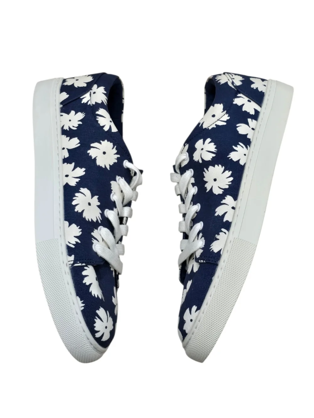 J. Crew excellent like